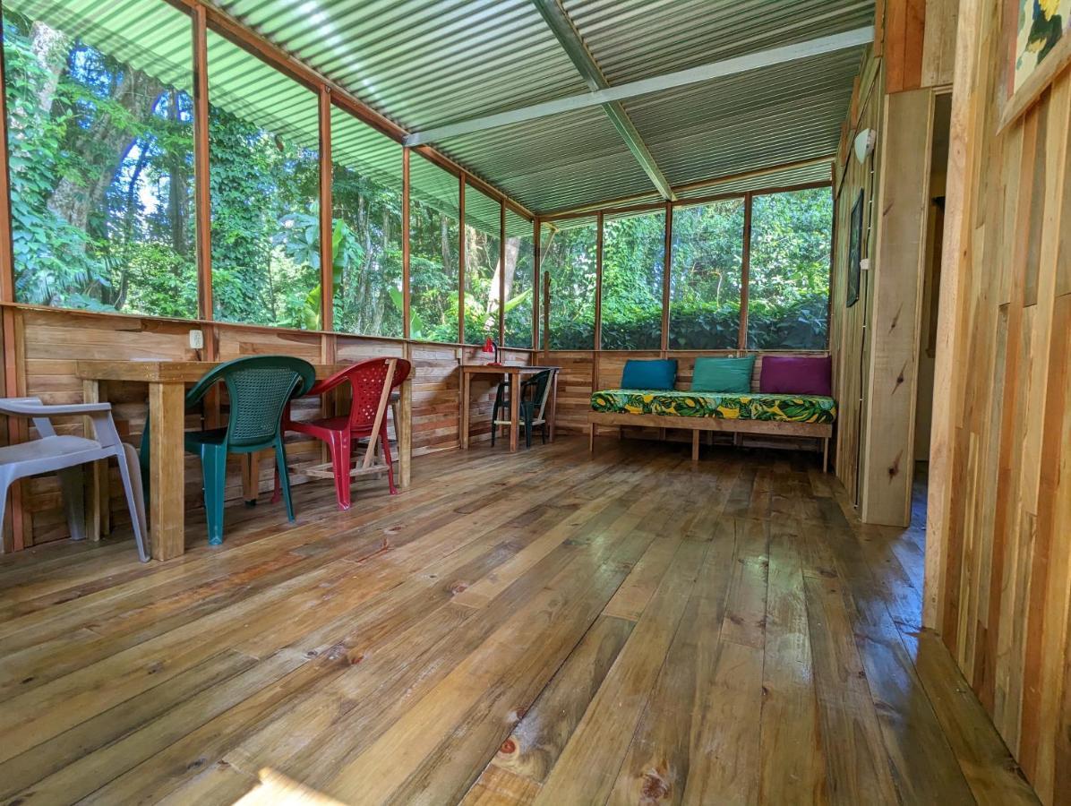 Arboura Eco Cabins Увита Екстериор снимка
