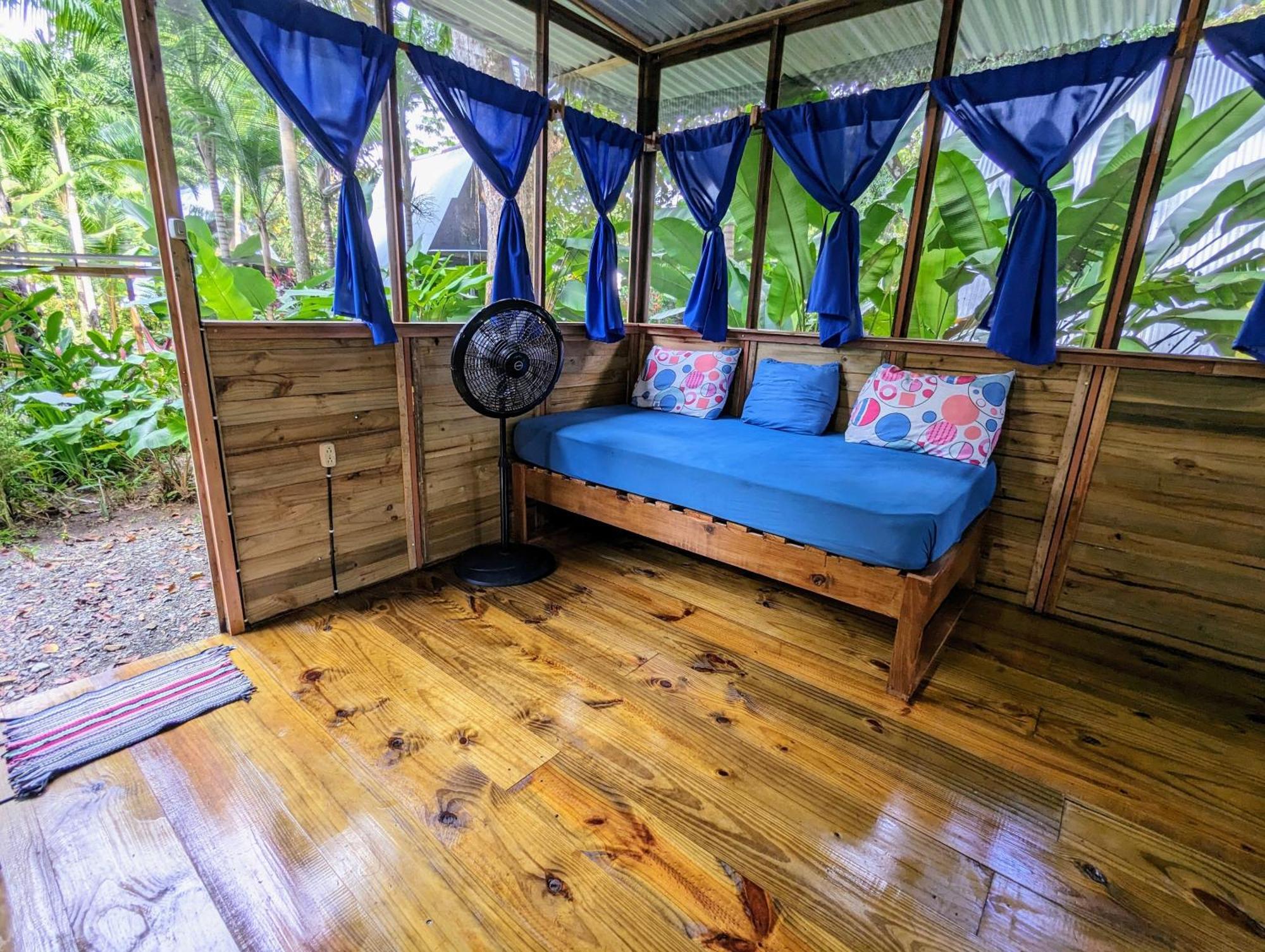 Arboura Eco Cabins Увита Екстериор снимка