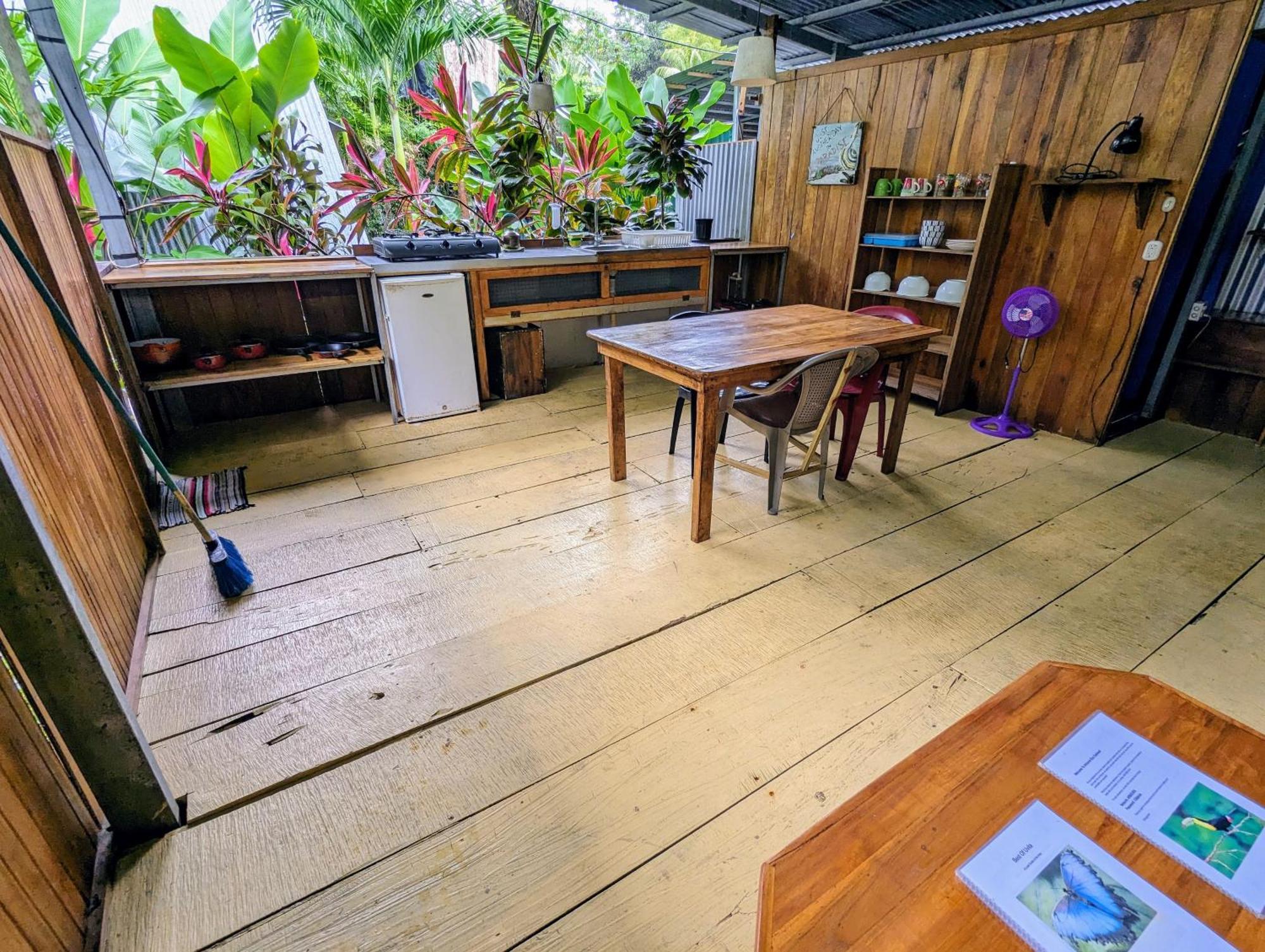 Arboura Eco Cabins Увита Екстериор снимка
