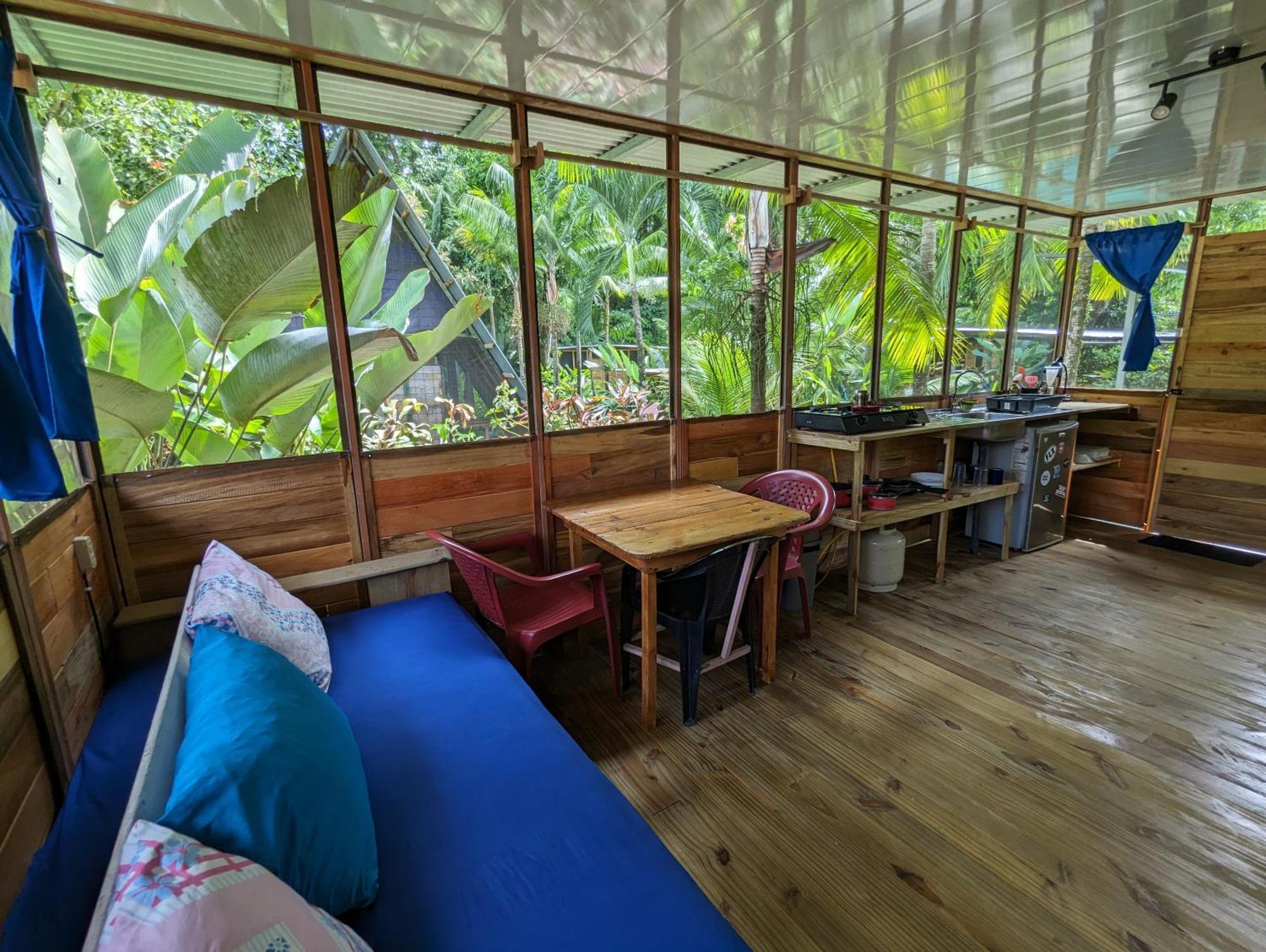 Arboura Eco Cabins Увита Екстериор снимка