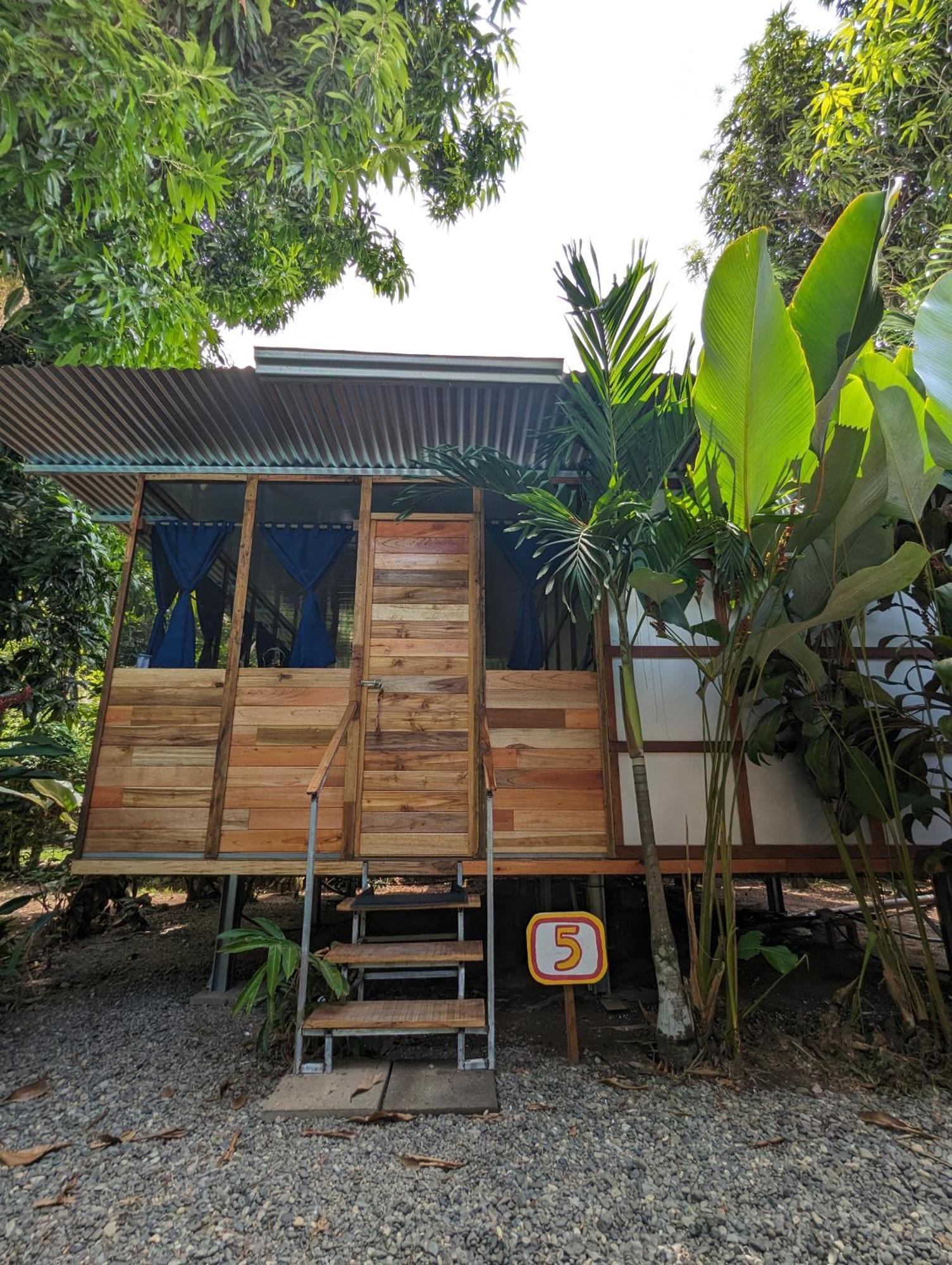 Arboura Eco Cabins Увита Екстериор снимка